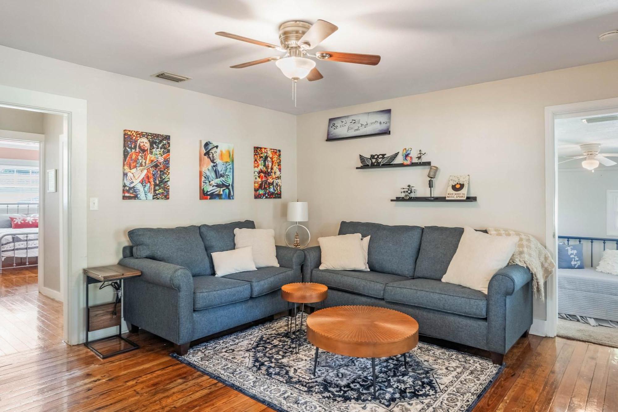 Sanford'S Haven, 3 Bedroom, Sleeps 7 Buitenkant foto