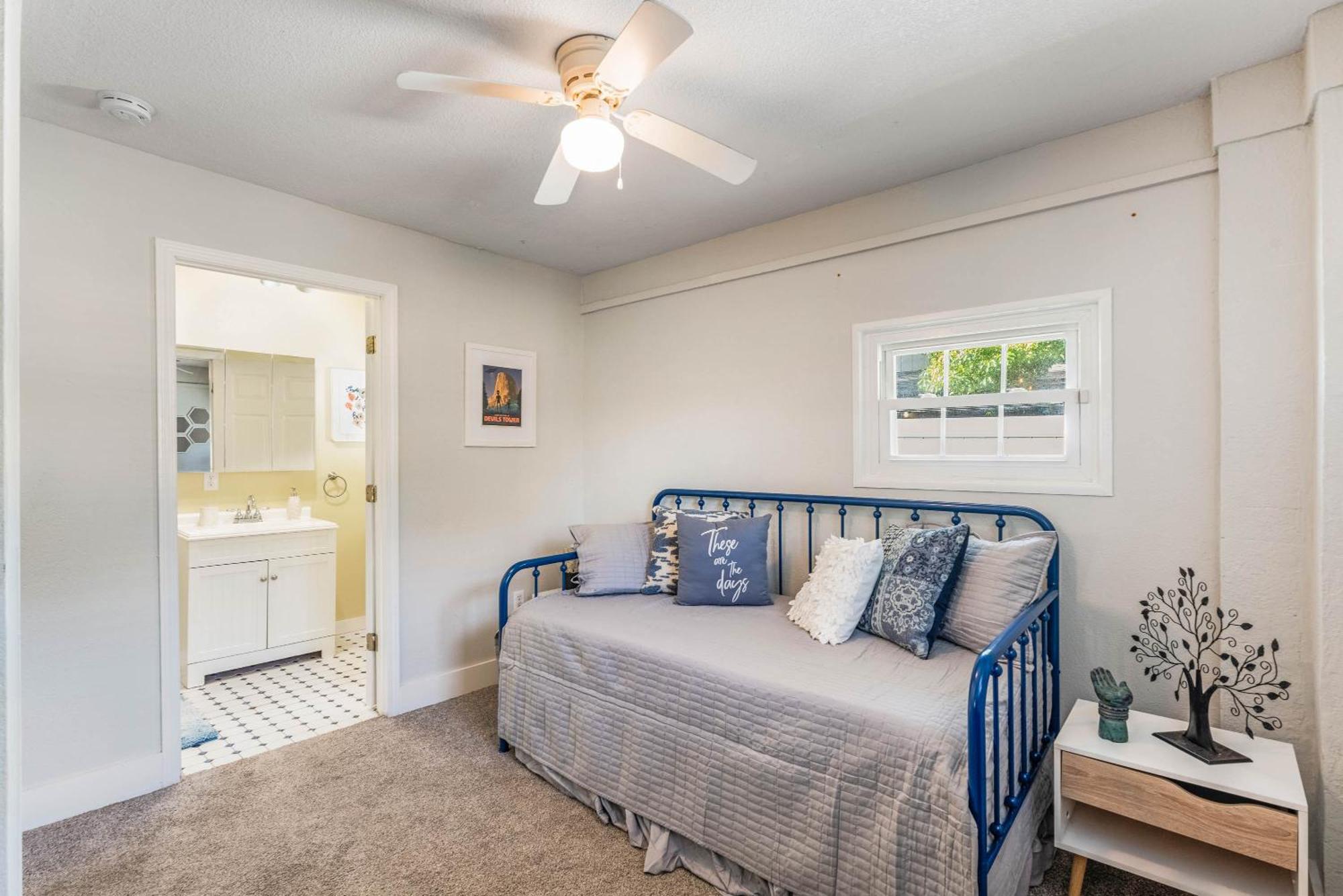 Sanford'S Haven, 3 Bedroom, Sleeps 7 Buitenkant foto